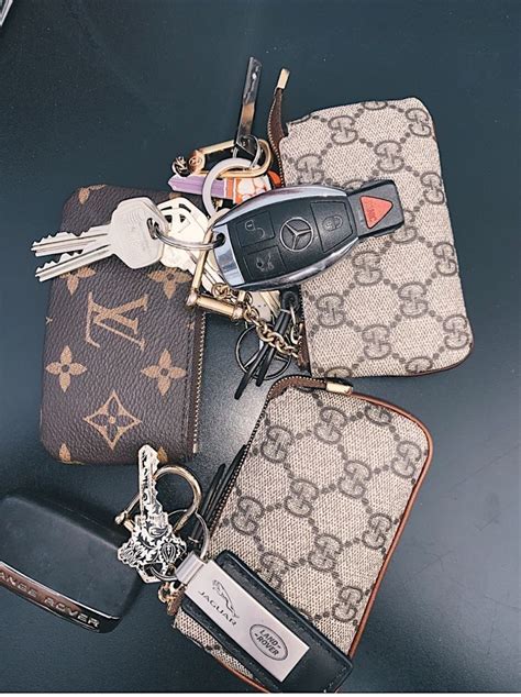 fake lv keychain wallet